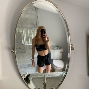 Black nike women’s athletic shorts😎